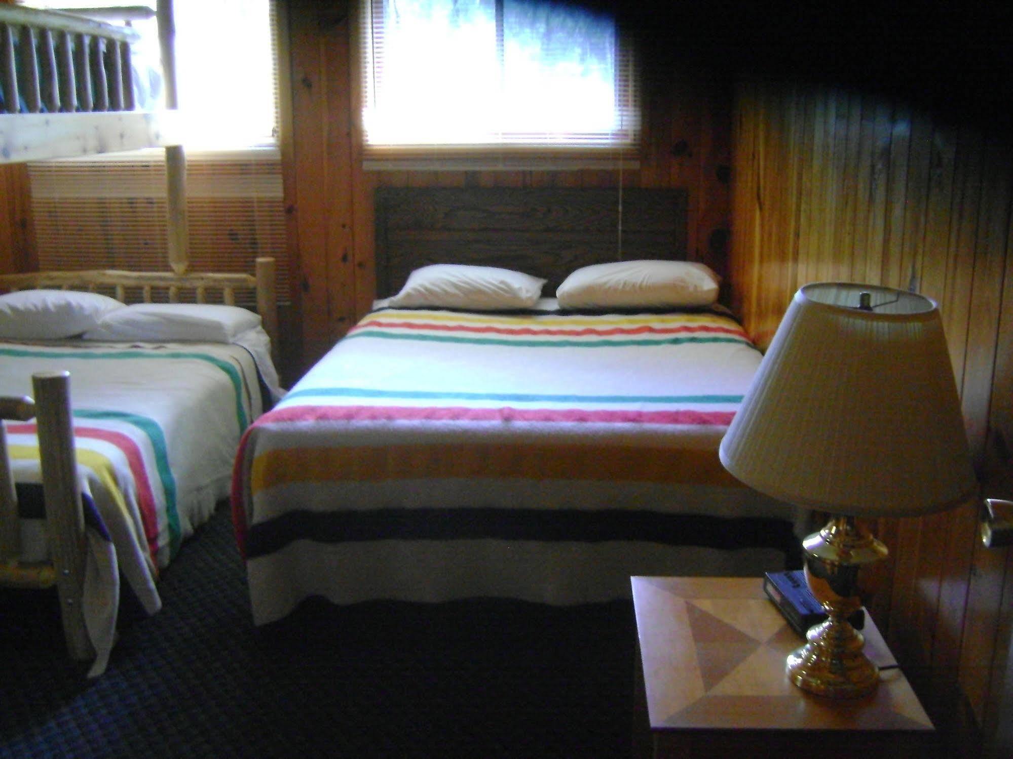 Totem Resorts Sioux Narrows Exterior foto